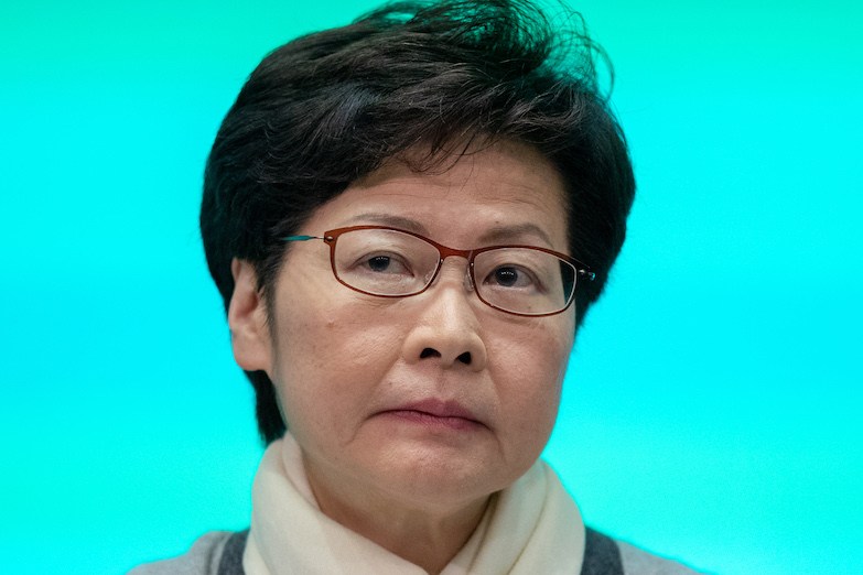 林鄭復工 稱受傷啟發她局面好仍不能掉以輕心